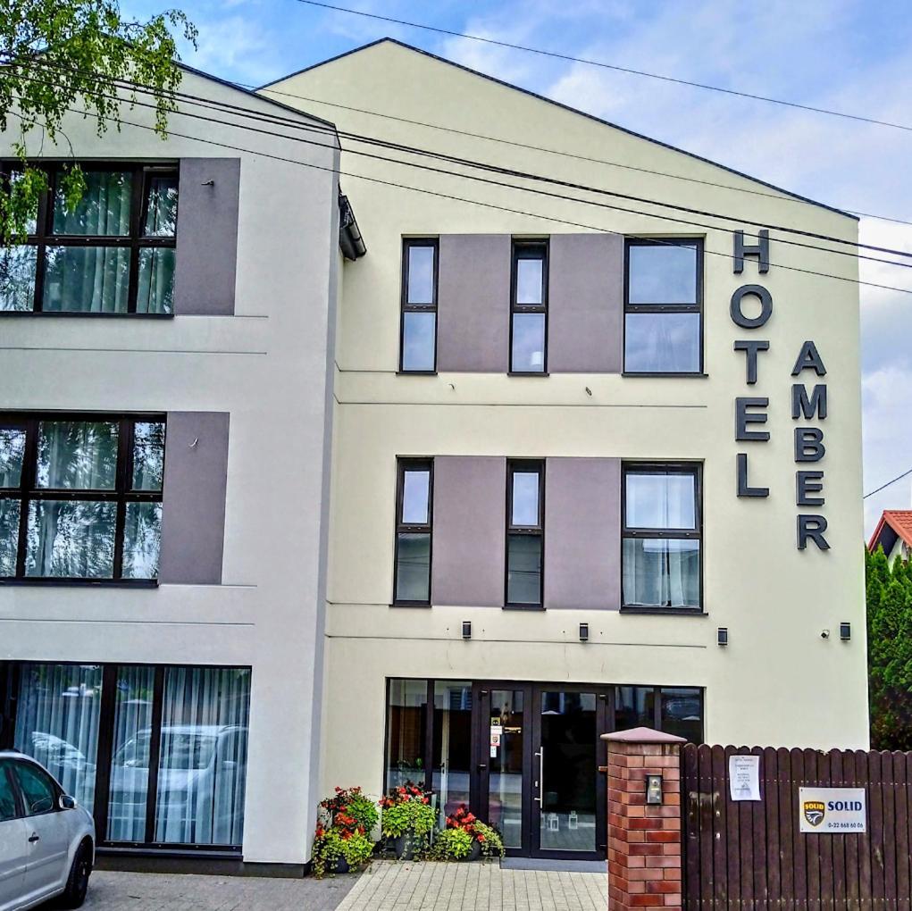 Hotelik & Restauracja Amber Raszyn Exterior foto
