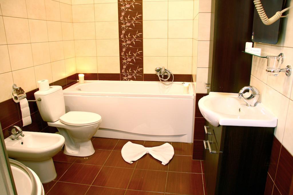 Hotelik & Restauracja Amber Raszyn Habitación foto